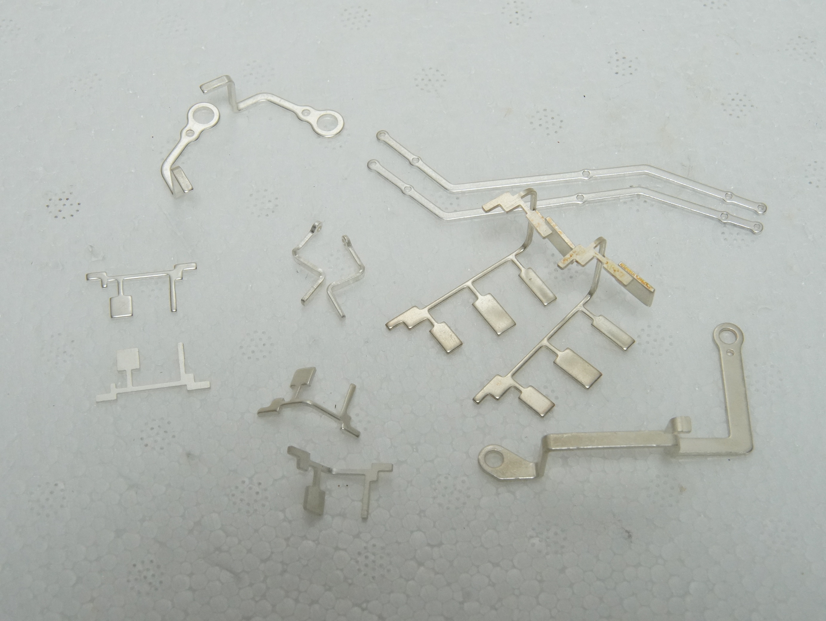 Pressing connection piece